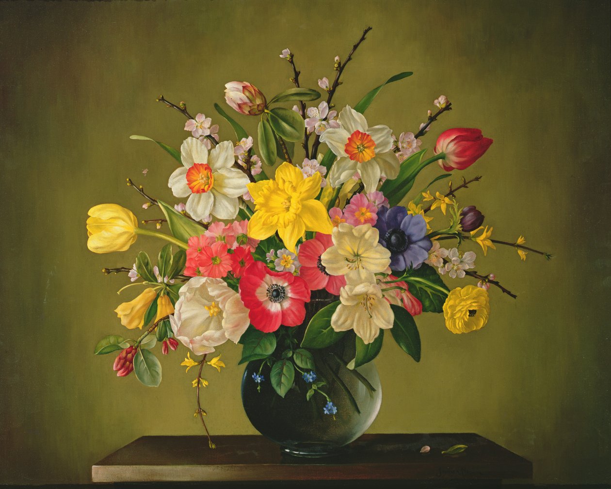 Narsissit, vuokot, tulppaanit, Forsythia, Rhododendron ja Omenankukka lasimaljakossa tekijältä James Noble