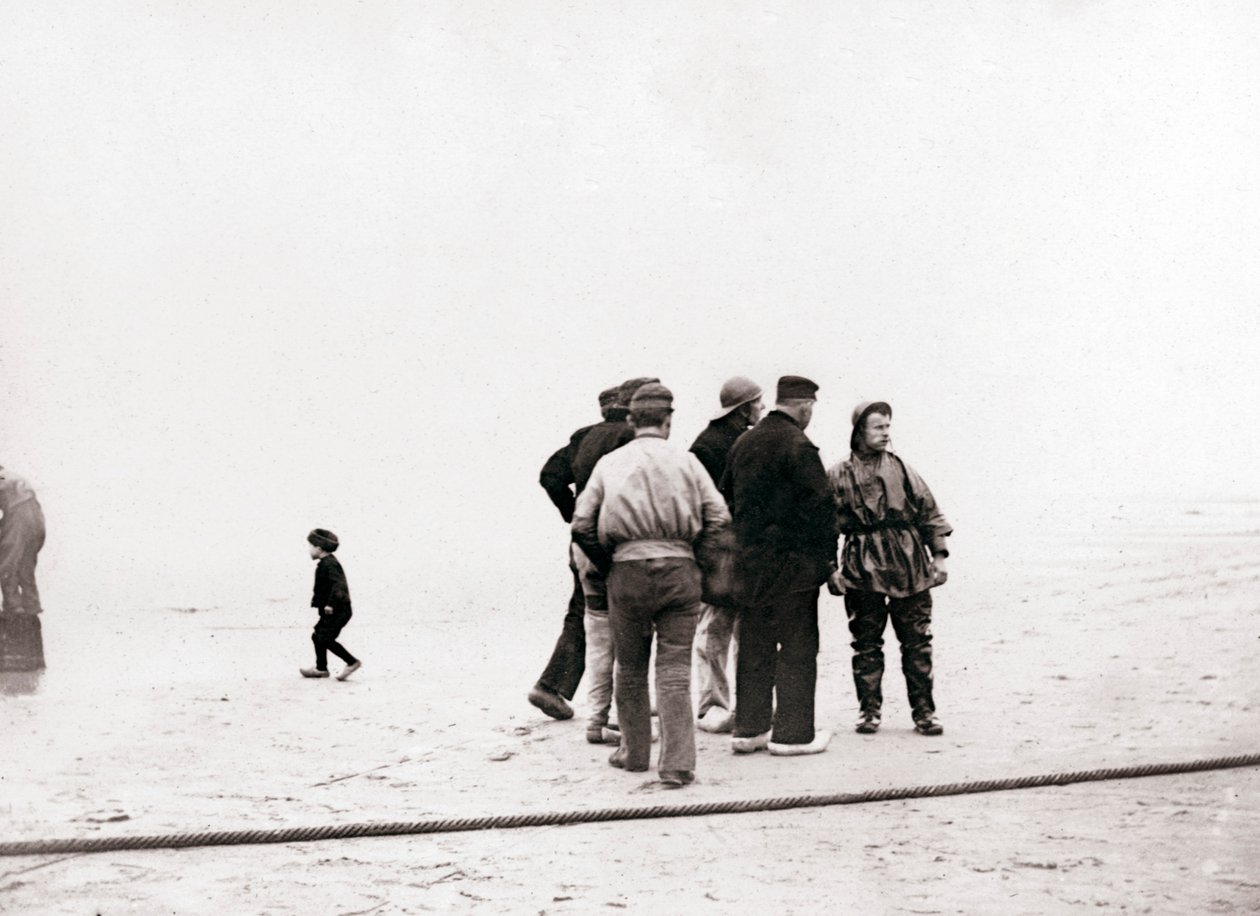 Miehet rannalla, Scheveningen, Alankomaat, 1898. tekijältä James Batkin