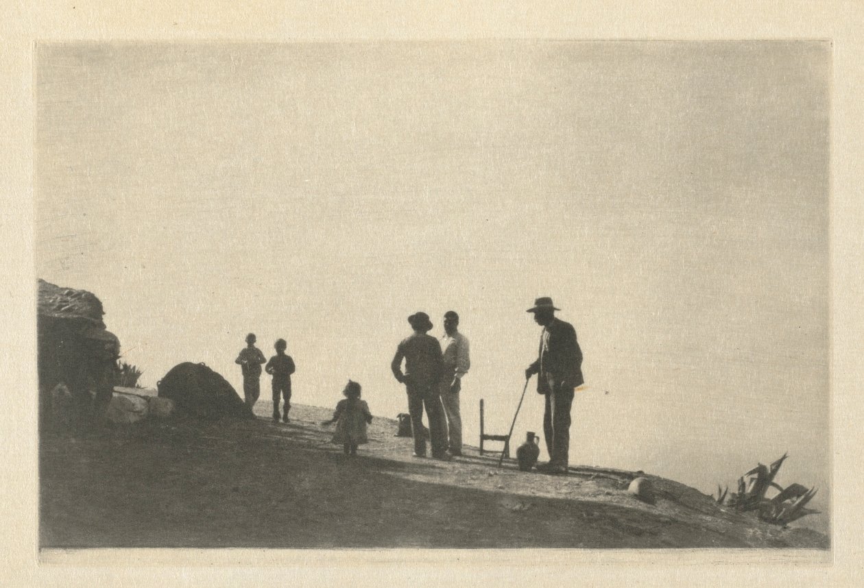 Kameratyö: Ryhmä kukkulalla - Granada, 1914. tekijältä James Craig Annan