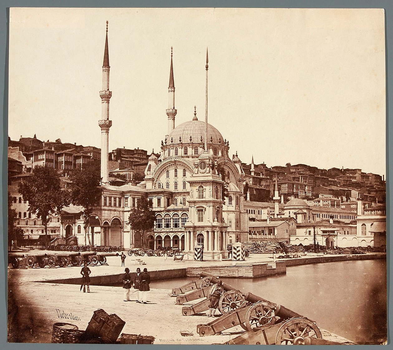 "Mosquée de Tophanna" [Istanbul. Tophanen moskeija] tekijältä James Robertson
