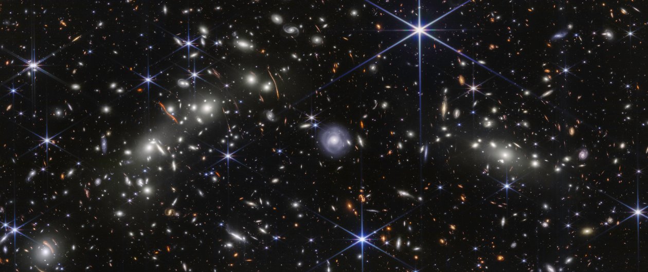 Luotien rykelmä (NIRCam-kuva) tekijältä James Webb Space Telescope (NASA)