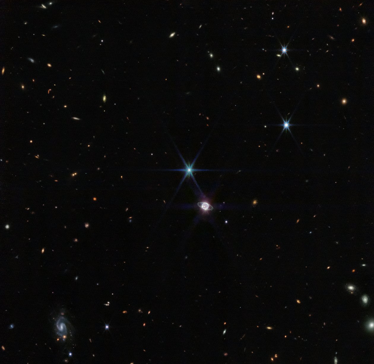 Harvinainen näkymä Neptunuksen renkaille tekijältä James Webb Space Telescope (NASA)
