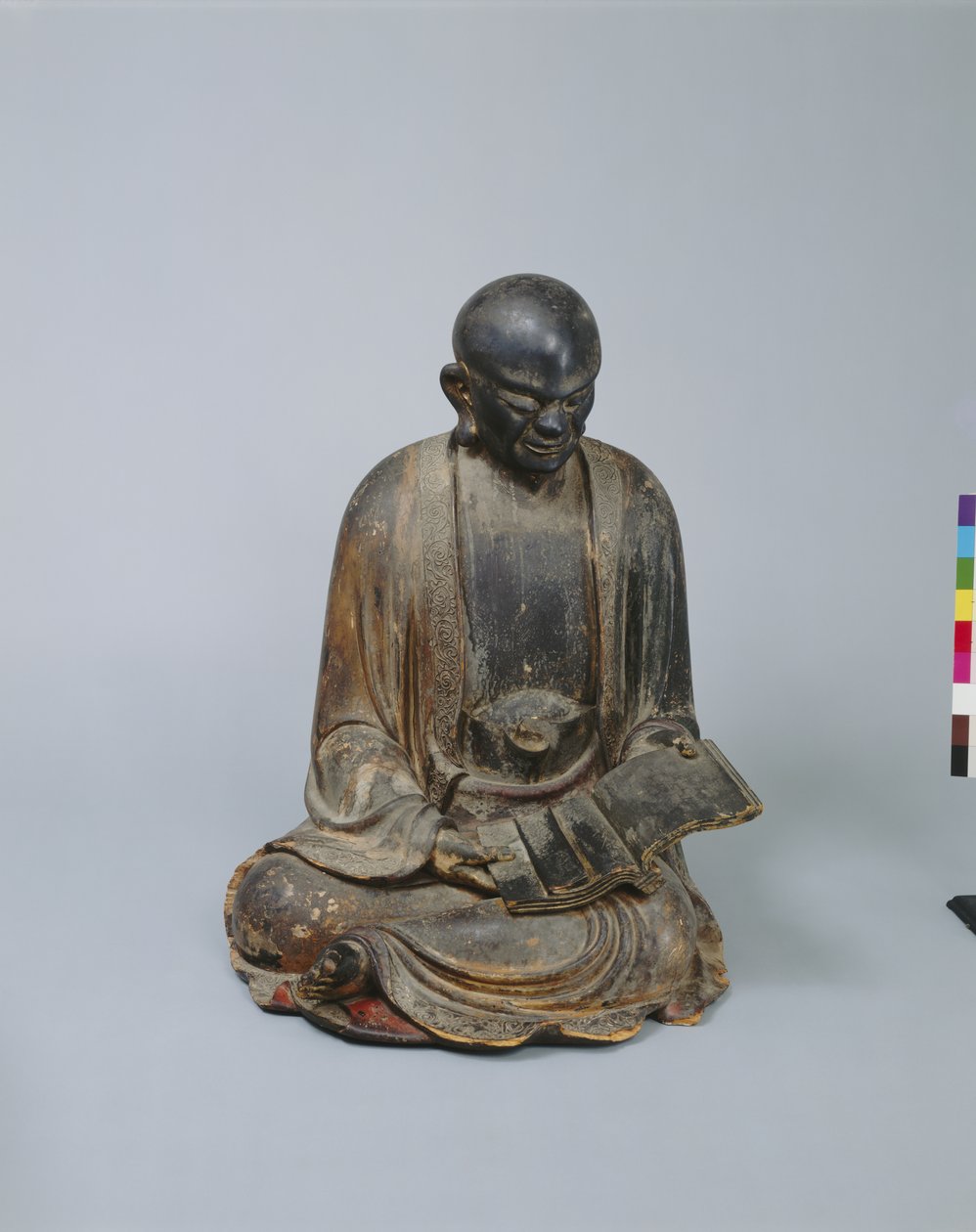 Arhat (pyhät miehet): kolme viidestä Hundred Arhat, n.1687 - 95 (Puu, kuivalakka ja kulta, väreillä (sovellettu myöhemmin)) tekijältä Japanese School