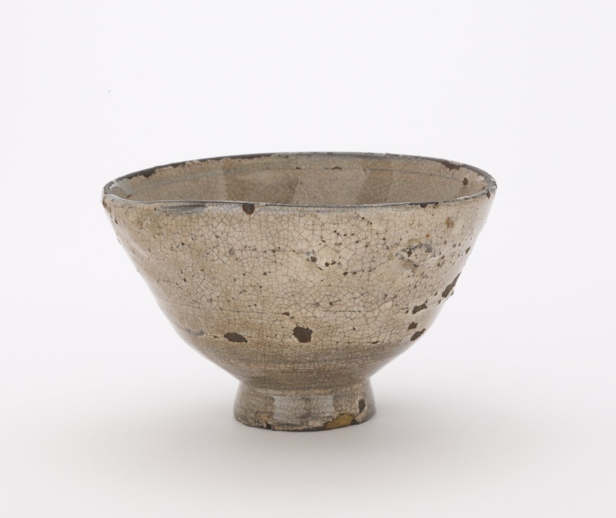 Teekulho, mahdollisesti Hagi-astia, Teekulho (chawan) tekijältä Japanese School