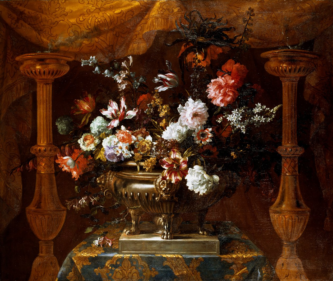 Asetelma kukkien kanssa hopeamaljakossa hajuvesipolttimilla, n. 1690-1699 (öljy kankaalle) tekijältä Jean Baptiste Monnoyer