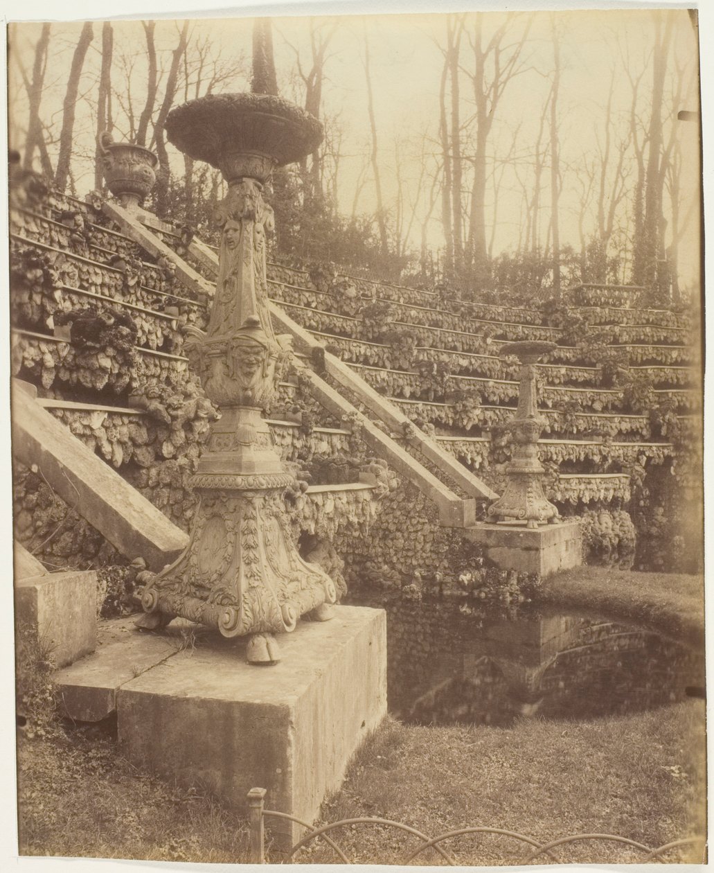 tekijältä Jean Eugène Auguste Atget