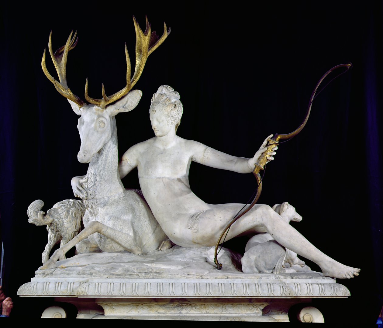 Diana hirven selässä (marmoria ja pronssia) (katso myös 148837) tekijältä Jean Goujon