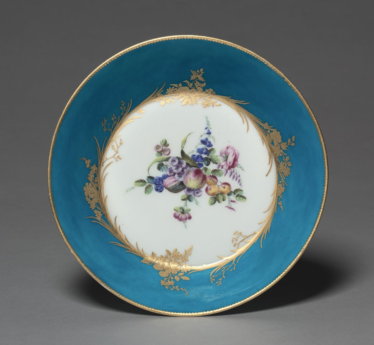 Lautas, valmistaja Vincennes Factory, Ranska, 1753 tekijältä Jean Jacques Siou