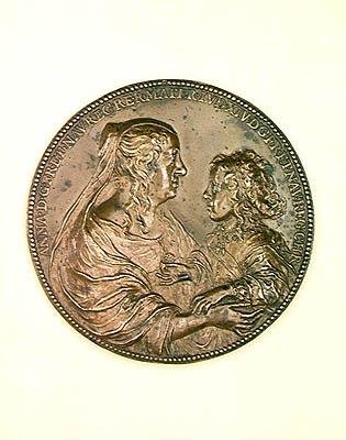 Val-de-Gracen säätiömitali. Kääntöpuolella kuva, jossa on Itävallan Anna (1601-66) ja hänen poikansa Ludvig XIV (1638-1715) 1638 (pronssi). tekijältä Jean Warin