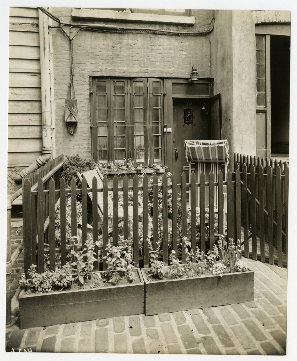 75 Bedford St "kapein talo", Greenwich Village, New York, USA tekijältä Jessie Tarbox Beals