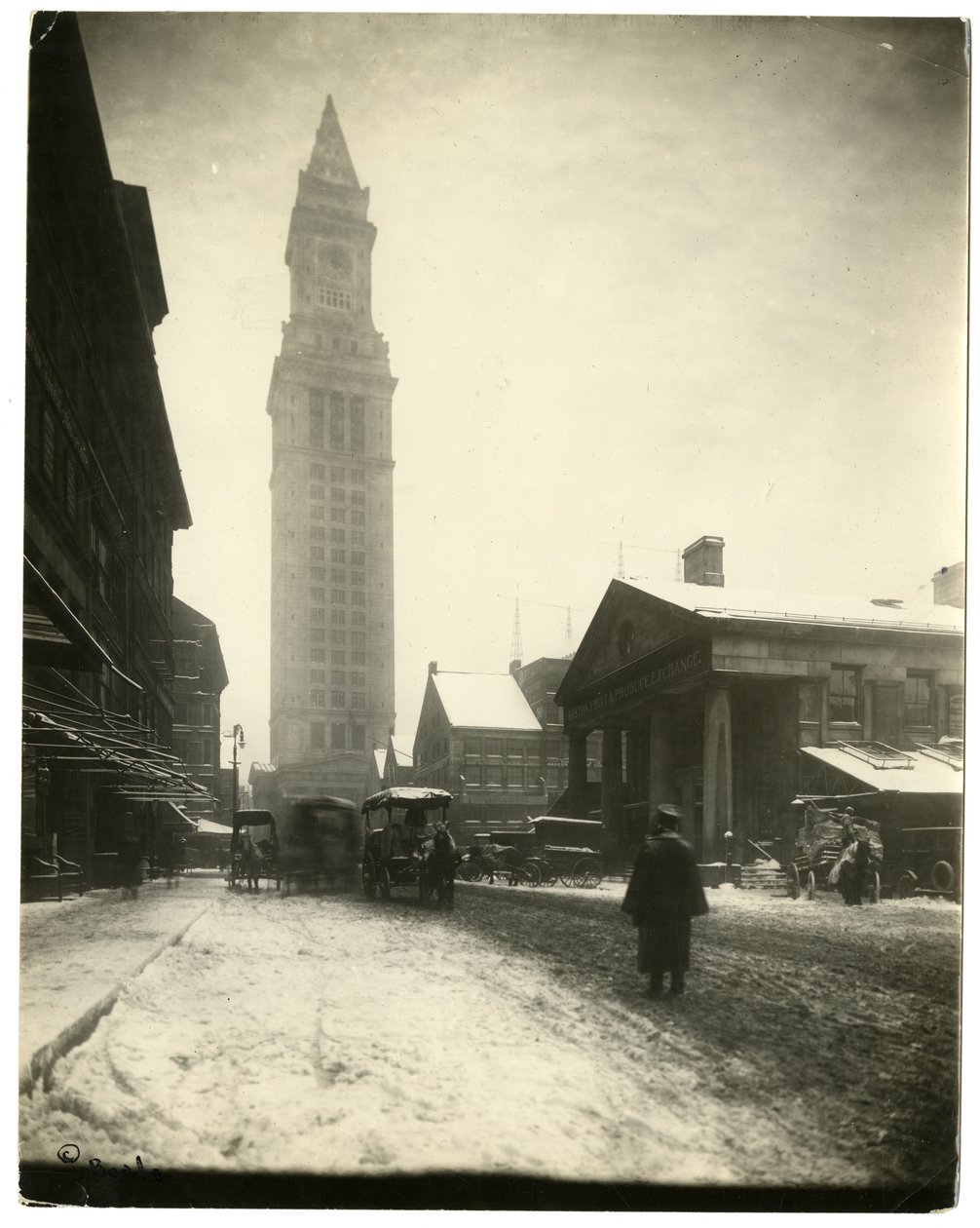 Boston, USA, n. 1902-1910 (gelatiinihopea valokuva) tekijältä Jessie Tarbox Beals