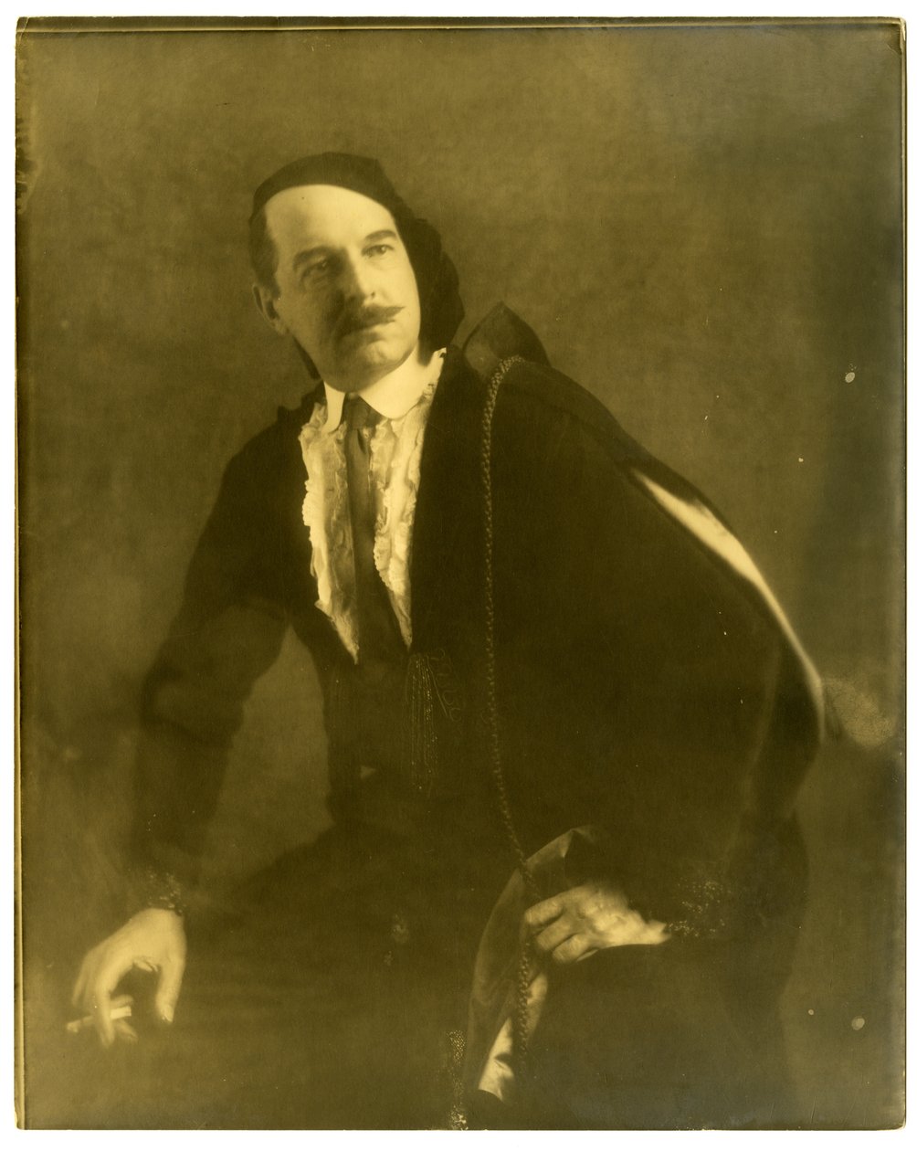 Jerry Norris, c.1905-40 (gelatin silver photo)finn tekijältä Jessie Tarbox Beals