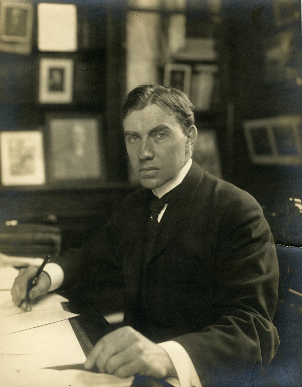 John Finley, toimittaja NY Times, n. 1905-28 tekijältä Jessie Tarbox Beals