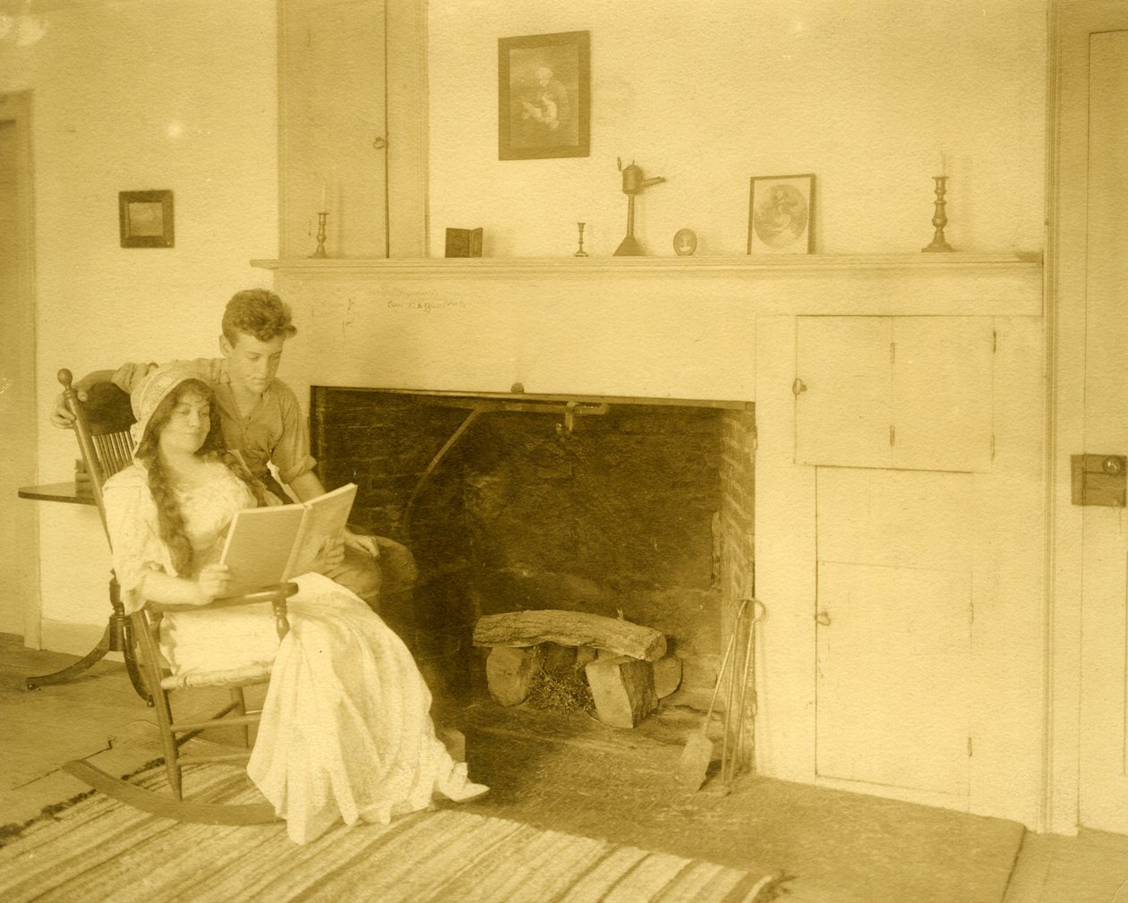 Malcolm Stewart Boylan ja hänen äitinsä Hän on yksi Hollywoodin 9 tärkeästä nimikirjoittajasta, n. 1905-1917 (gelatiinihopeakuva) tekijältä Jessie Tarbox Beals