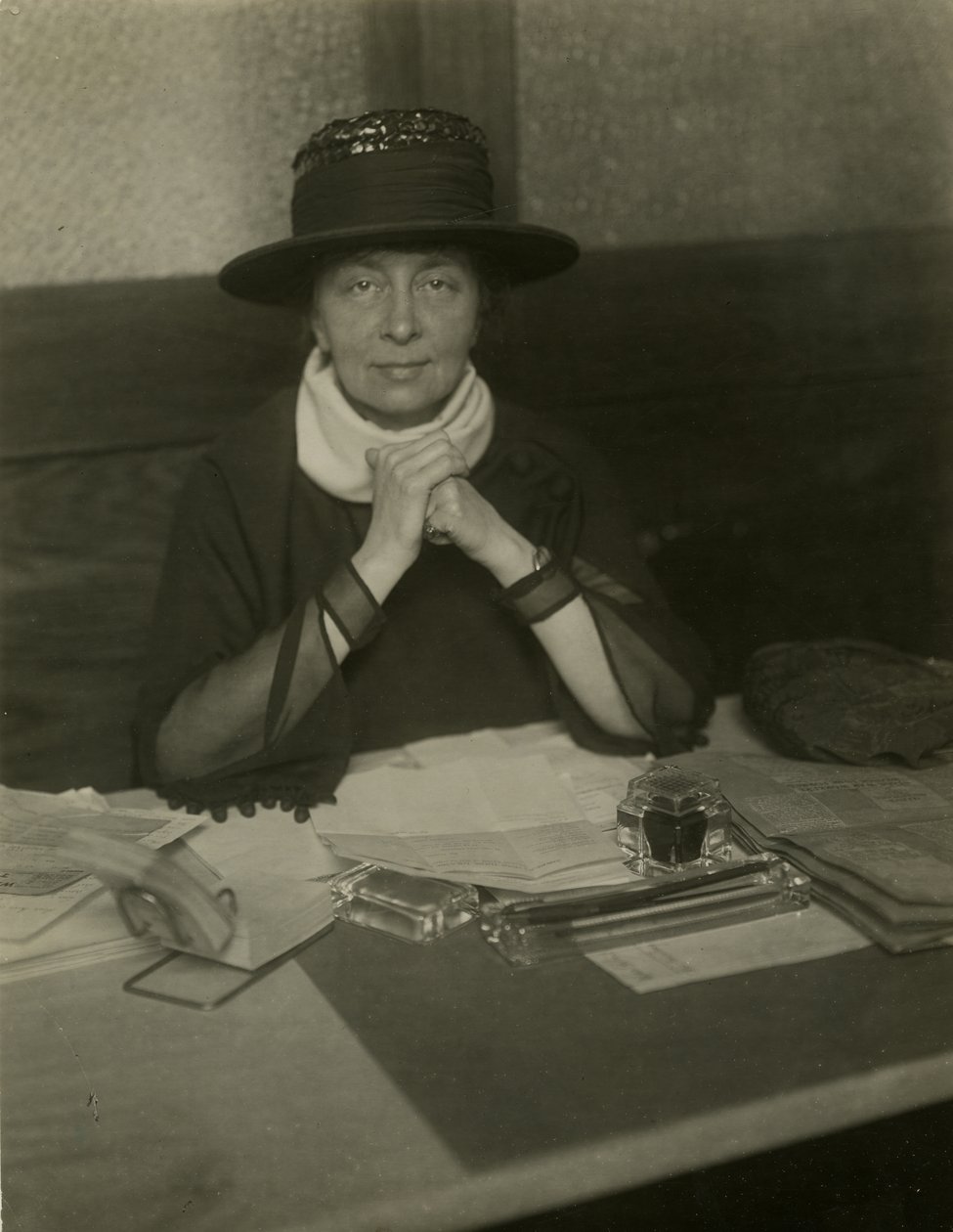 Rachel Crothers, n. 1905-1918 tekijältä Jessie Tarbox Beals