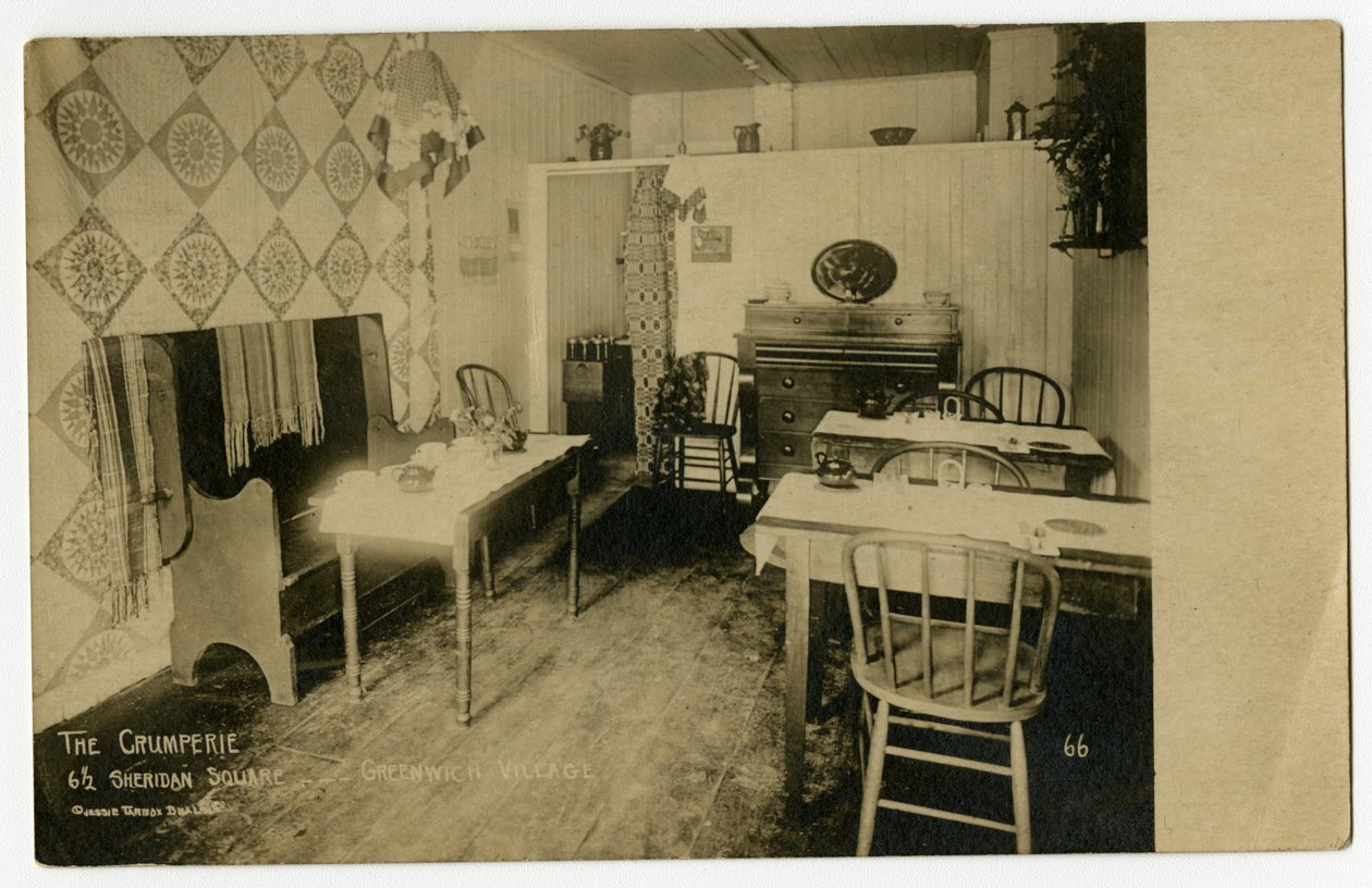 The Crumperie, 6 1/2 Sheridan Square, Greenwich Village, New York, USA, n. 1917-1919 (gelatiinihopea valokuva) tekijältä Jessie Tarbox Beals