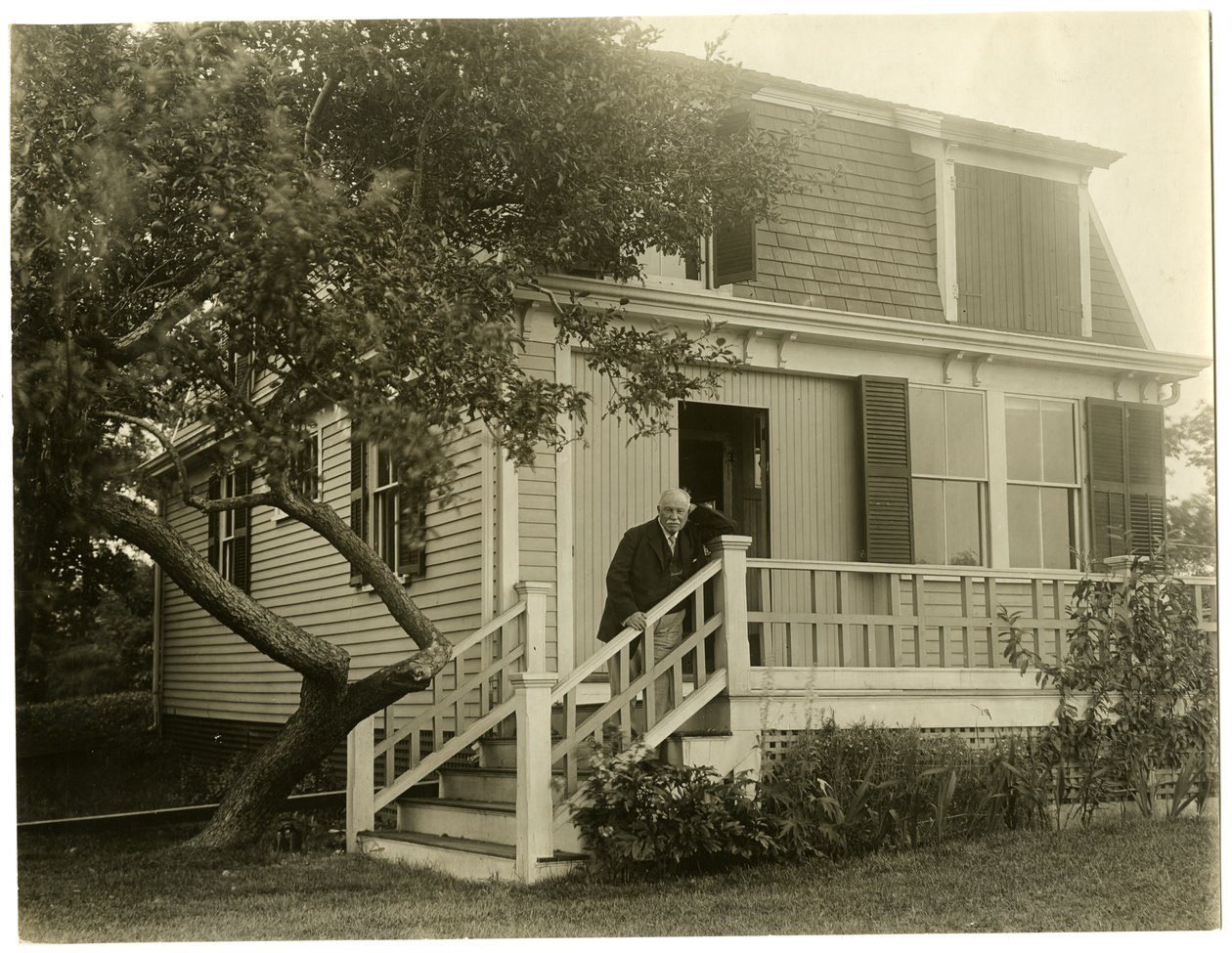 William Dean Howells tekijältä Jessie Tarbox Beals