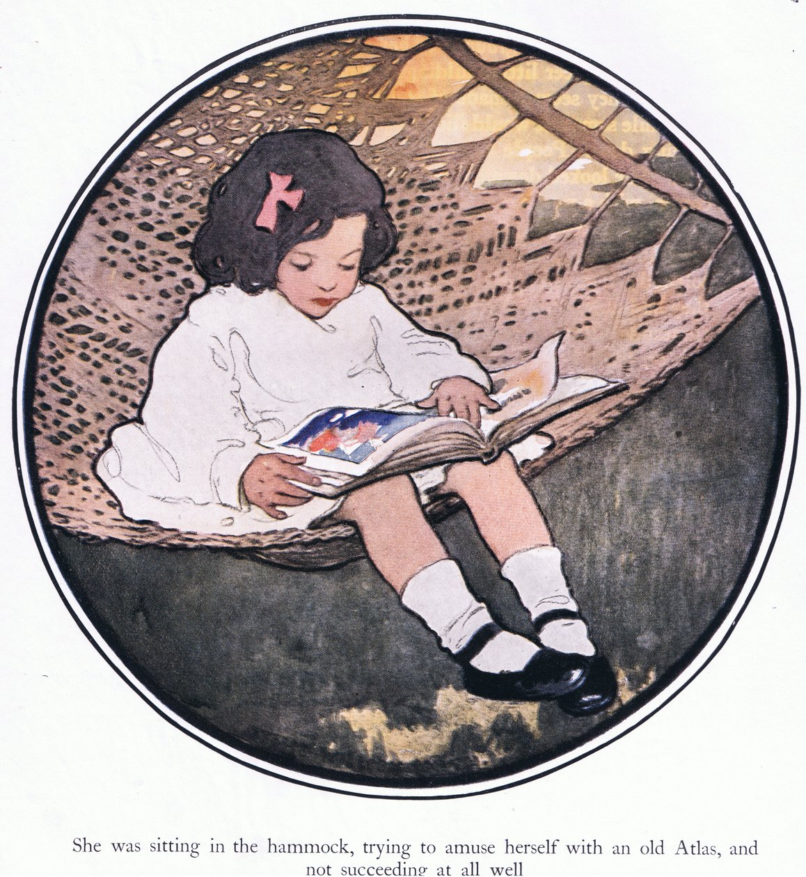 Hän istui riippumatossa ja yritti huvitella itseään vanhalla atlasella, mutta ei onnistunut ollenkaan hyvin (väri litho) tekijältä Jessie Willcox Smith