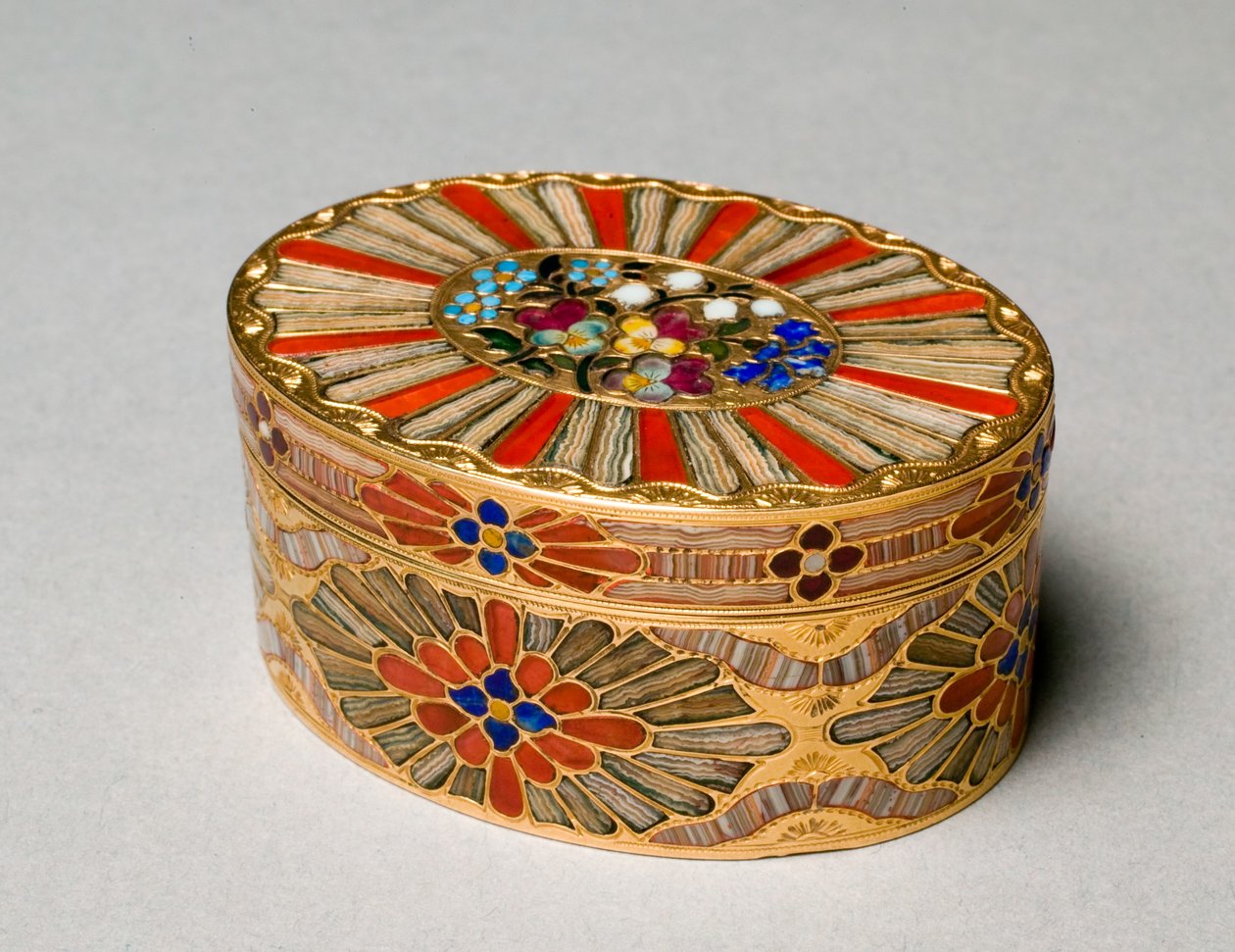 Nuuskalaatikko, n. 1780-1790 tekijältä Johann Christian Neuber