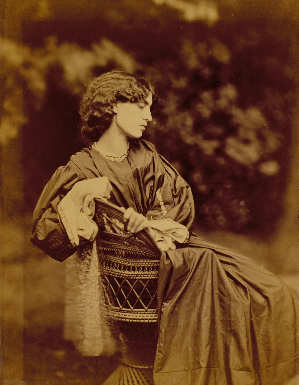 Jane Morrisin (1839-1914) muotokuva 1865 (albumiprintti) (katso myös 265085) tekijältä John R. Parsons