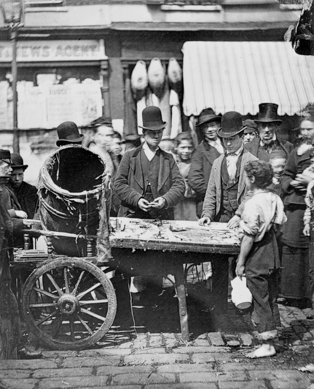 Halvat St. Gilesin kalat "Street Life in London", 1877 tekijältä John Thomson