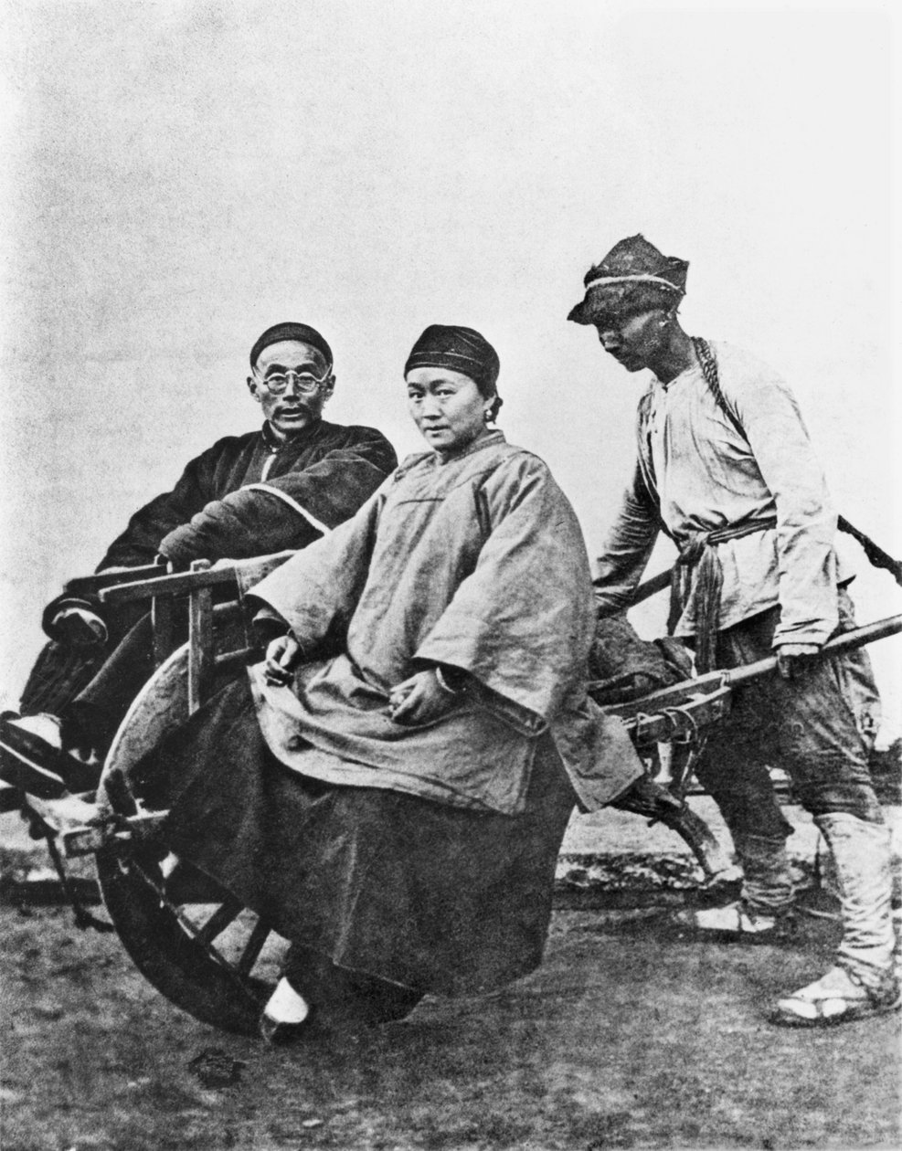 Kiinalainen riksa, n. 1870 tekijältä John Thomson