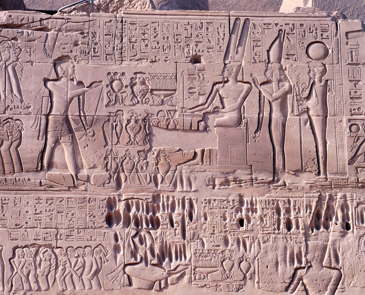 Egypti, Vanha Thebes, Luxor, Karnakin temppelikompleksi, Amun-Ren alue, Great Hypostyle Hall, Pohjoinen seinä, Relief Seti I:n sotakohtauksilla Syyriassa ja Palestiinassa, yksityiskohtia jumalille annetuilla uhreilla tekijältä Walter Charles Mills