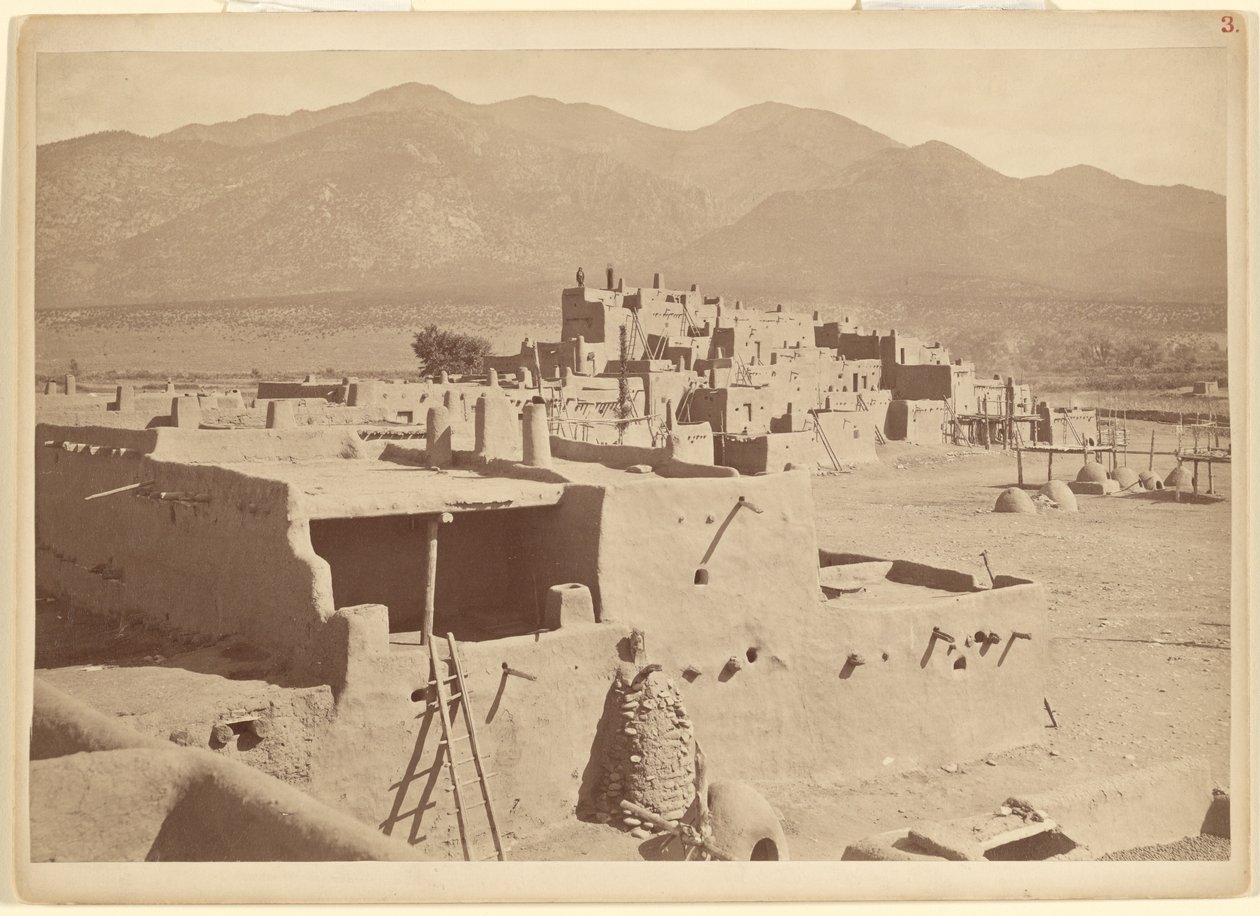 Pohjois-Taos Pueblo, New Mexico tekijältä John K. Hillers