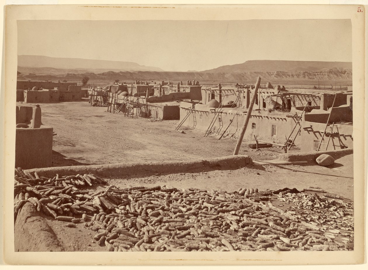 San Juanin pueblo, New Mexico: Kaupungin pohjoispää tekijältä John K. Hillers