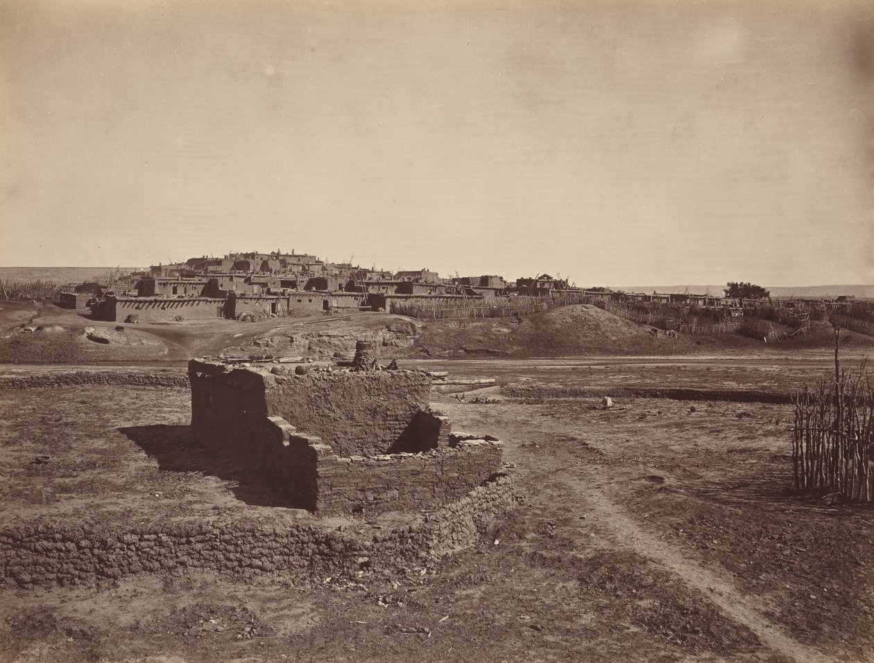 Zuni Pueblo, 1879 (kuva) tekijältä John K. Hillers