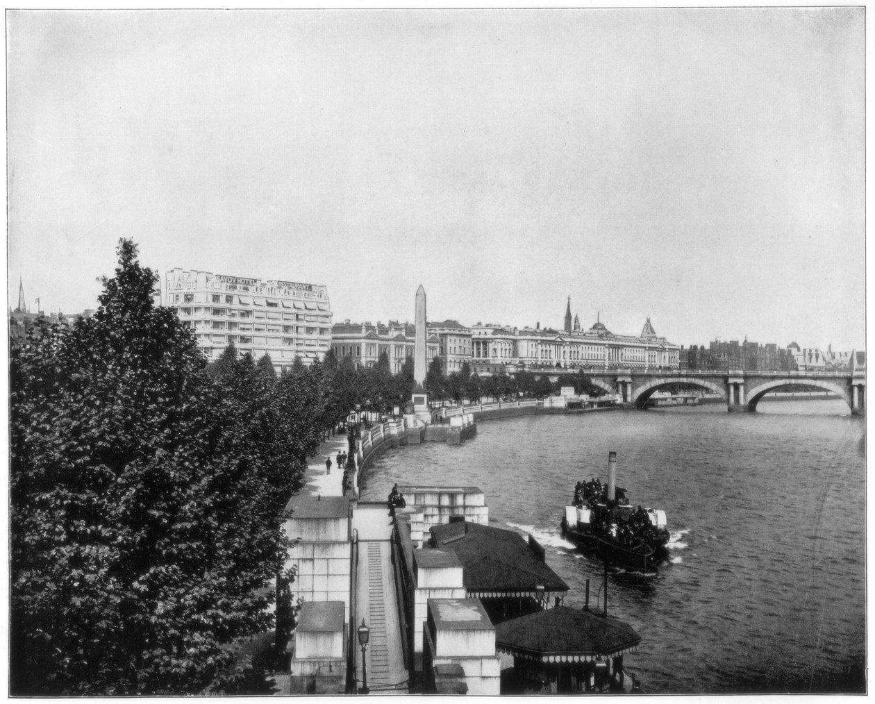 Thames Embankment ja Cleopatras Needle, Lontoo, 1800-luvun loppu. tekijältä John L. Stoddard