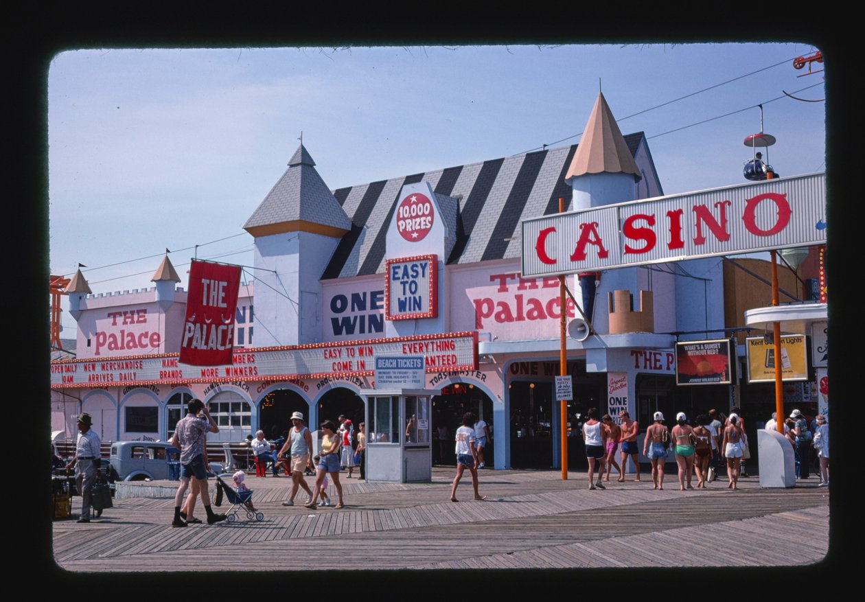 The Palace, Seaside Heights, New Jersey, USA tekijältä John Margolies