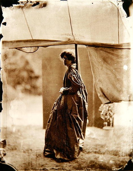 Jane Morrisin (1839-1914) muotokuva 1865 (albumiprintti) (katso myös 265088) tekijältä John R. Parsons