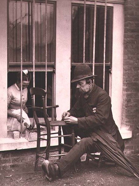 Caney klovni tekijältä John Thomson