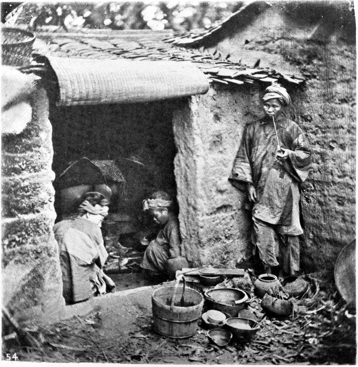 Kiina, yksinkertainen perhe, n. 1870 (kuva) tekijältä John Thomson