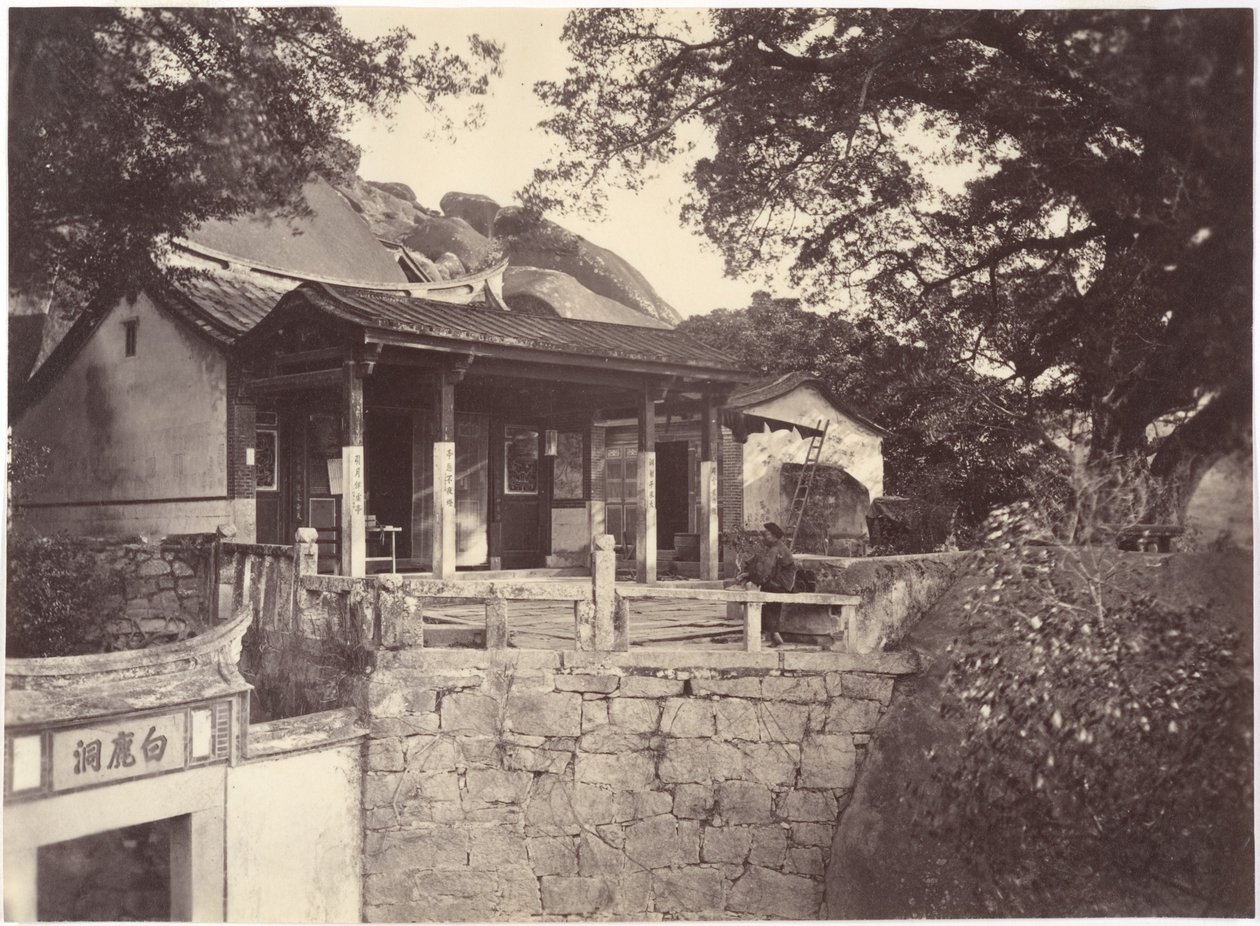 Le-Le-Congin joss-temppeli, Amoy tekijältä John Thomson