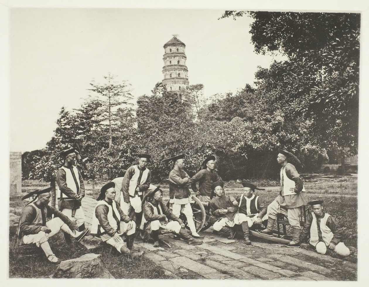 Tatarisotilaat, n. 1868. tekijältä John Thomson