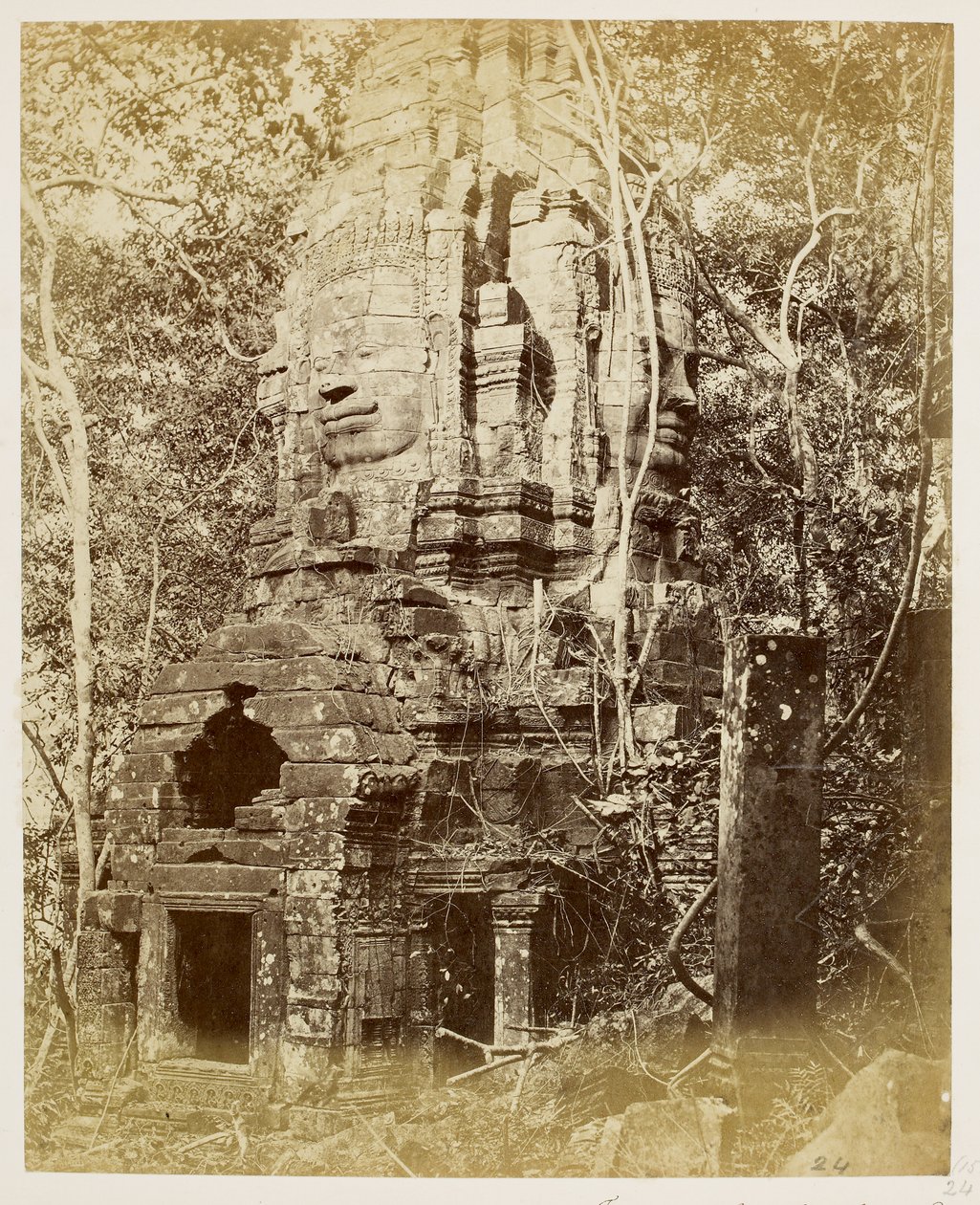 Bayonin temppeli, Angkor Thom tekijältä John Thomson
