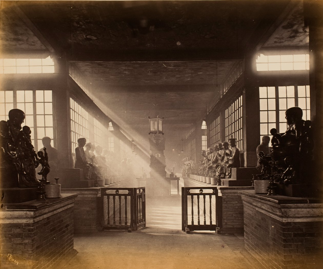 Wah Lum Chu, Kanton (nykyisin: Hualin-temppeli 华林寺) tekijältä John Thomson