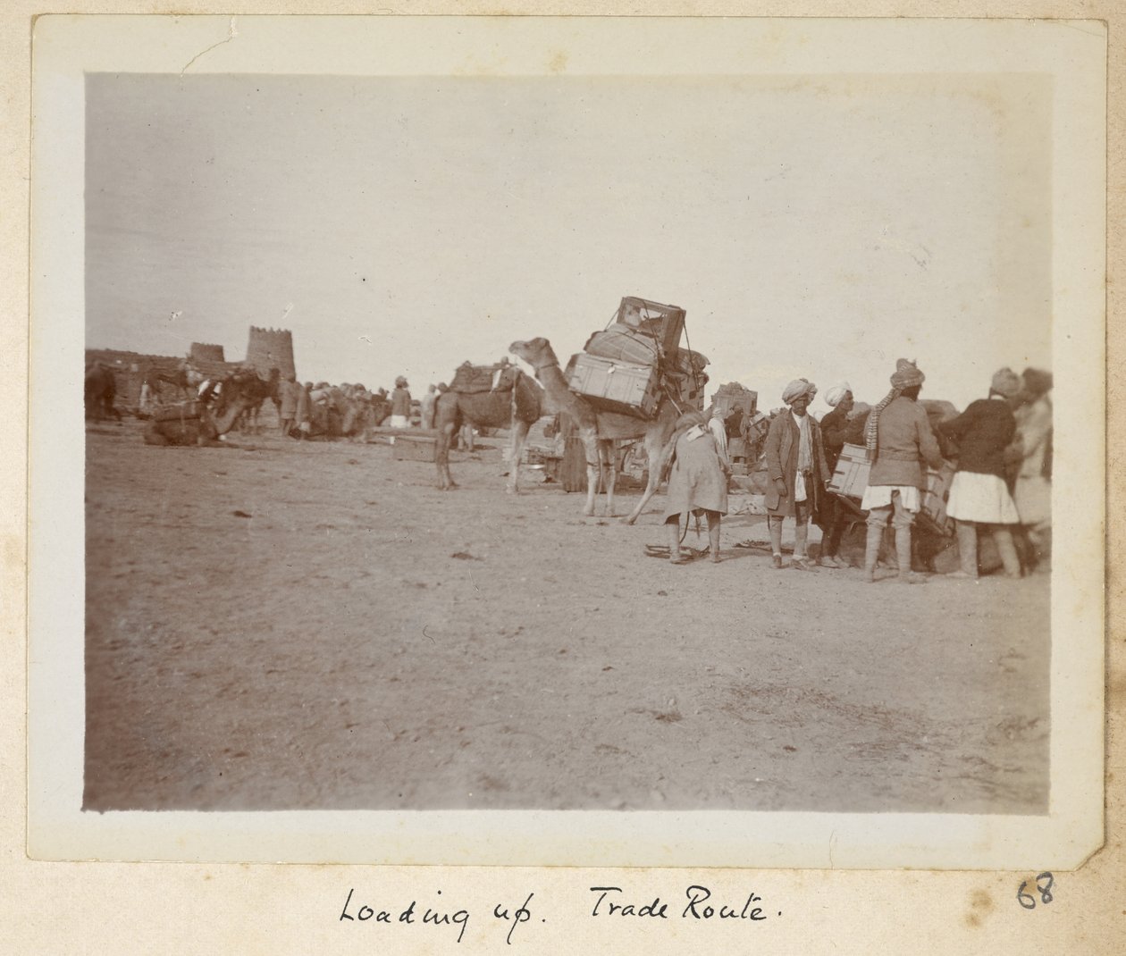 Razavi Khorasanin maakunta, Iran, n. 1908 (b/w kuva) tekijältä John Williams Watson