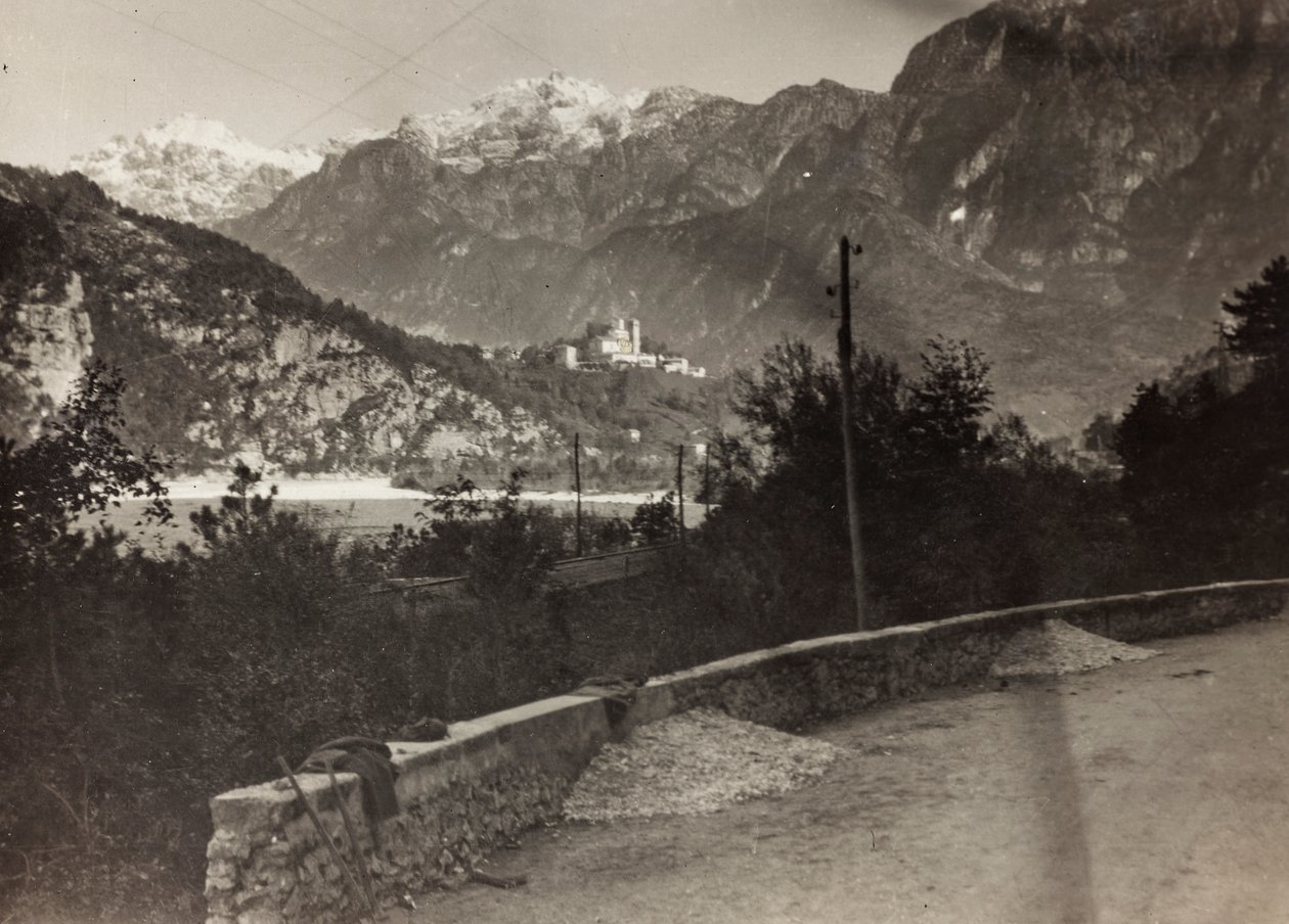 Albumi "Oma maailmansota - muistoja Lounaisrintamasta Kärntenissä, Italiassa, Trentino-Alto Adige" 31.3.1915-12.11.1918 - Josef Zohlen Wien": sota-alue (m/w kuva) tekijältä Josef Zohles
