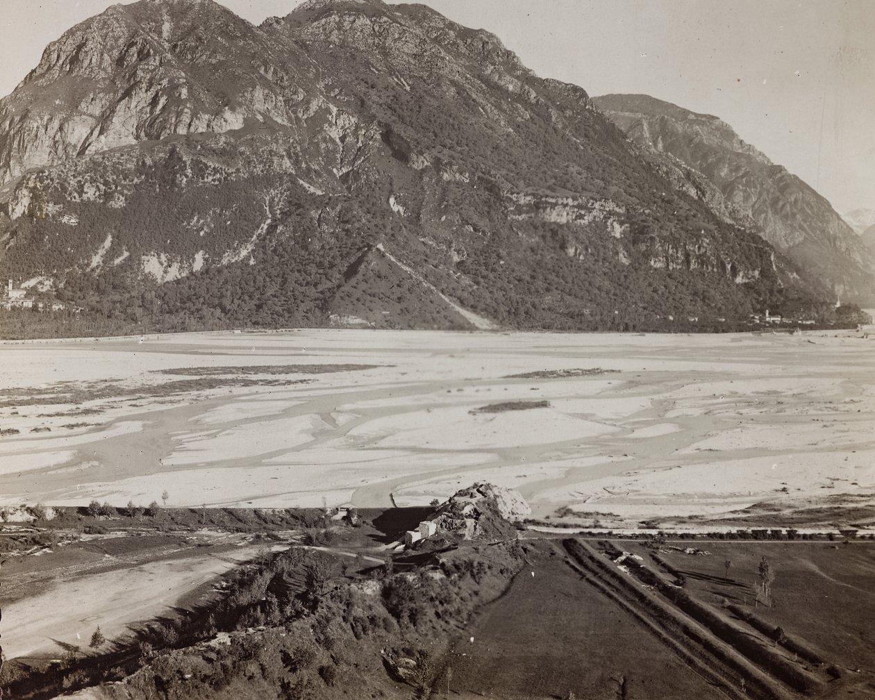 Albumi "Oma maailmansota - muistoja Lounaisrintamasta Kärntenissä, Italiassa, Trentino-Alto Adigessa) 31.3.1915-12.11.1918 - Josef Zohlen Wien": Tagliamento (m/v kuva) tekijältä Josef Zohles