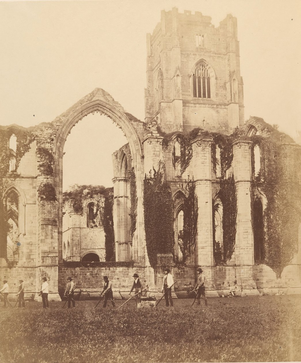 Fountains Abbey. Itäikkuna ja torni, 1850-luku. tekijältä Joseph Cundall