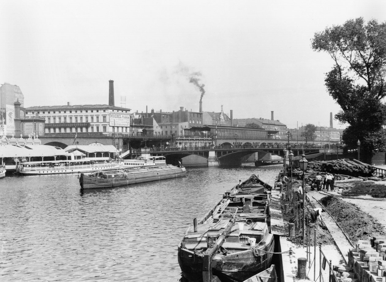 Näkymä Spree-joelle, Berliini, n. 1910 tekijältä Jousset