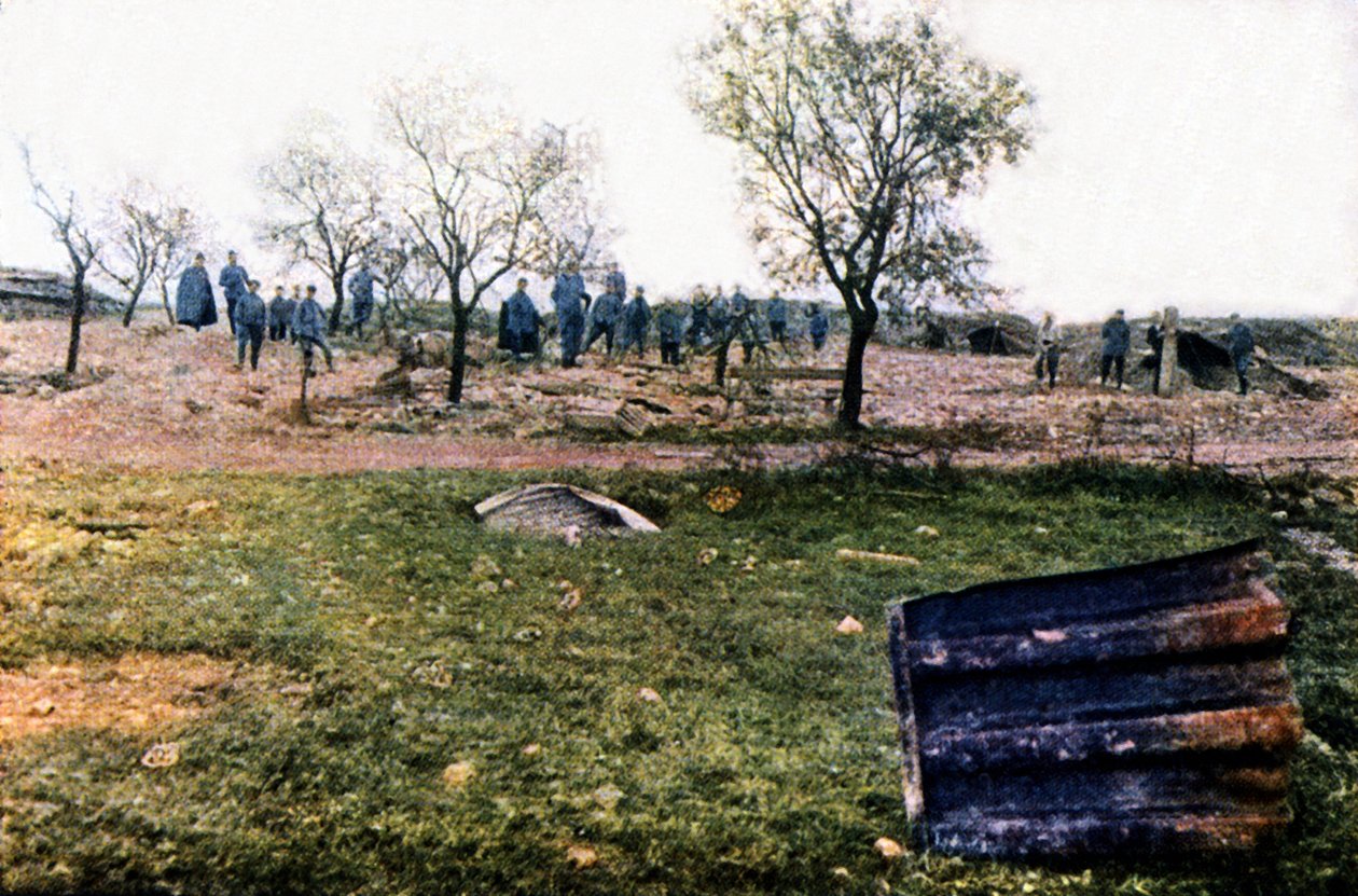Saksalaisten tuhoama Ranskan armeijan suoja lähellä Verdunia, syyskuu 1916 (autokromi) tekijältä Jules Gervais Courtellemont