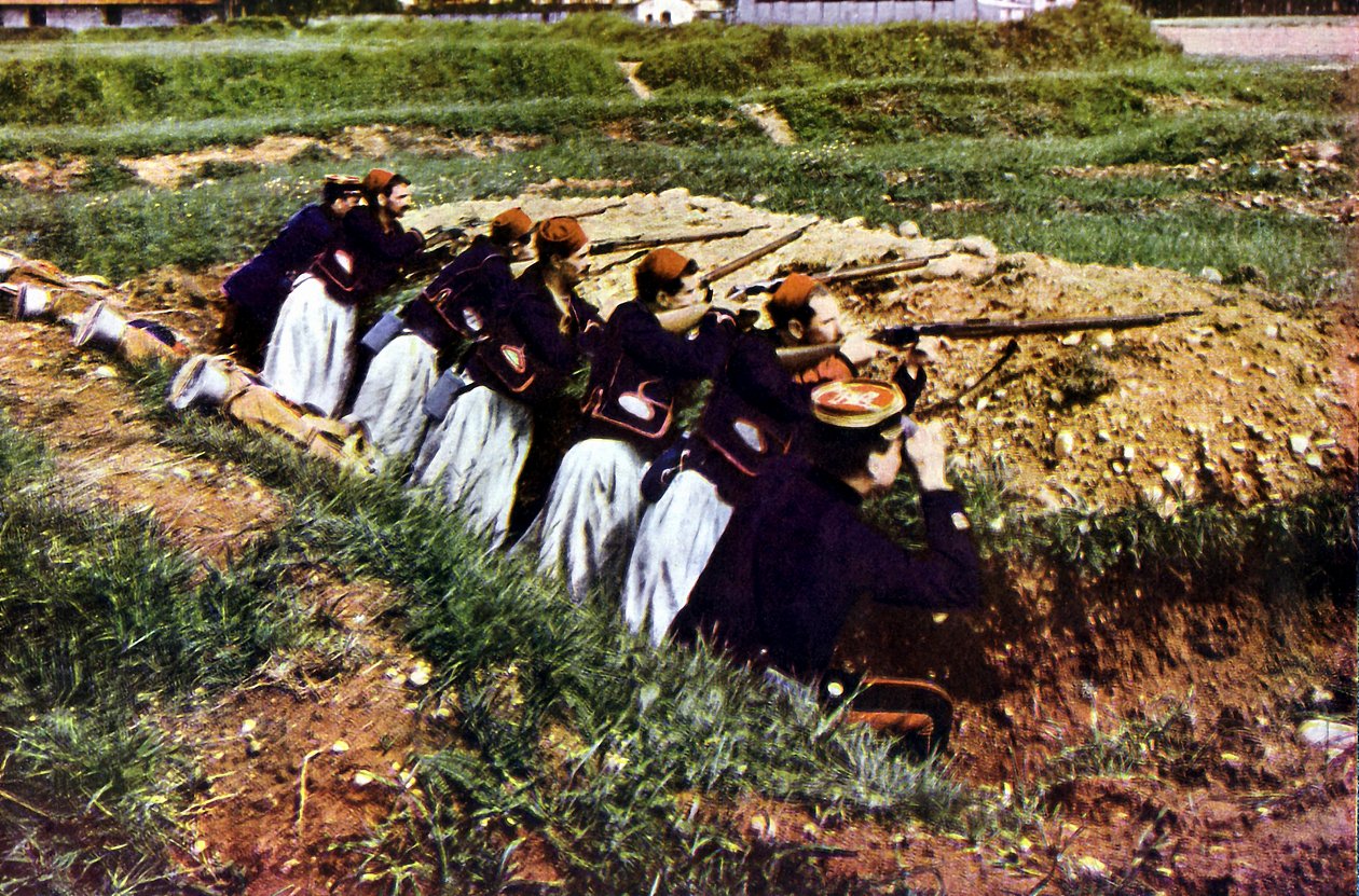 Ranskan armeijan Zouave-jalkaväkijoukot Barcyssa Marnen taistelun aikana Pariisin itäpuolella, syyskuussa 1914 (autokromi) tekijältä Jules Gervais Courtellemont