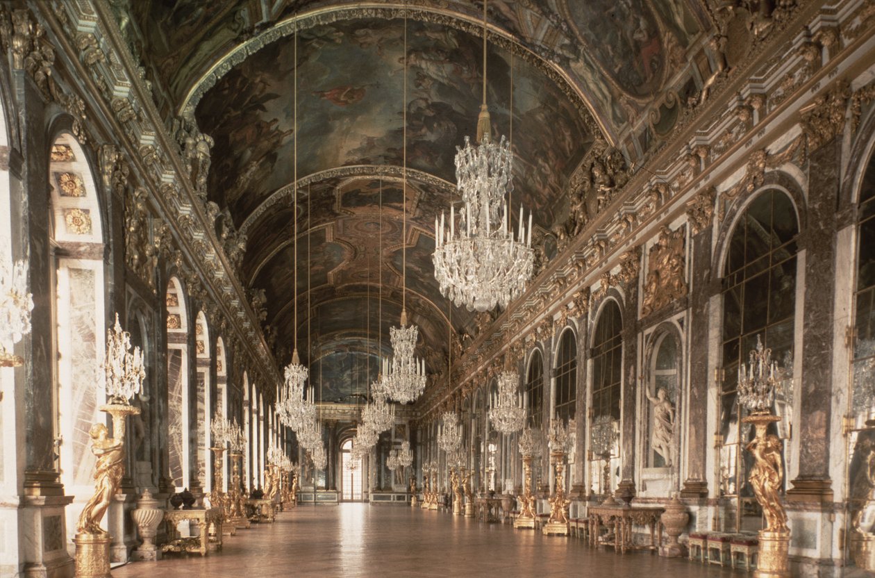 Galerie des Glaces (peilisali) 1678-84 tekijältä Jules Hardouin Mansart