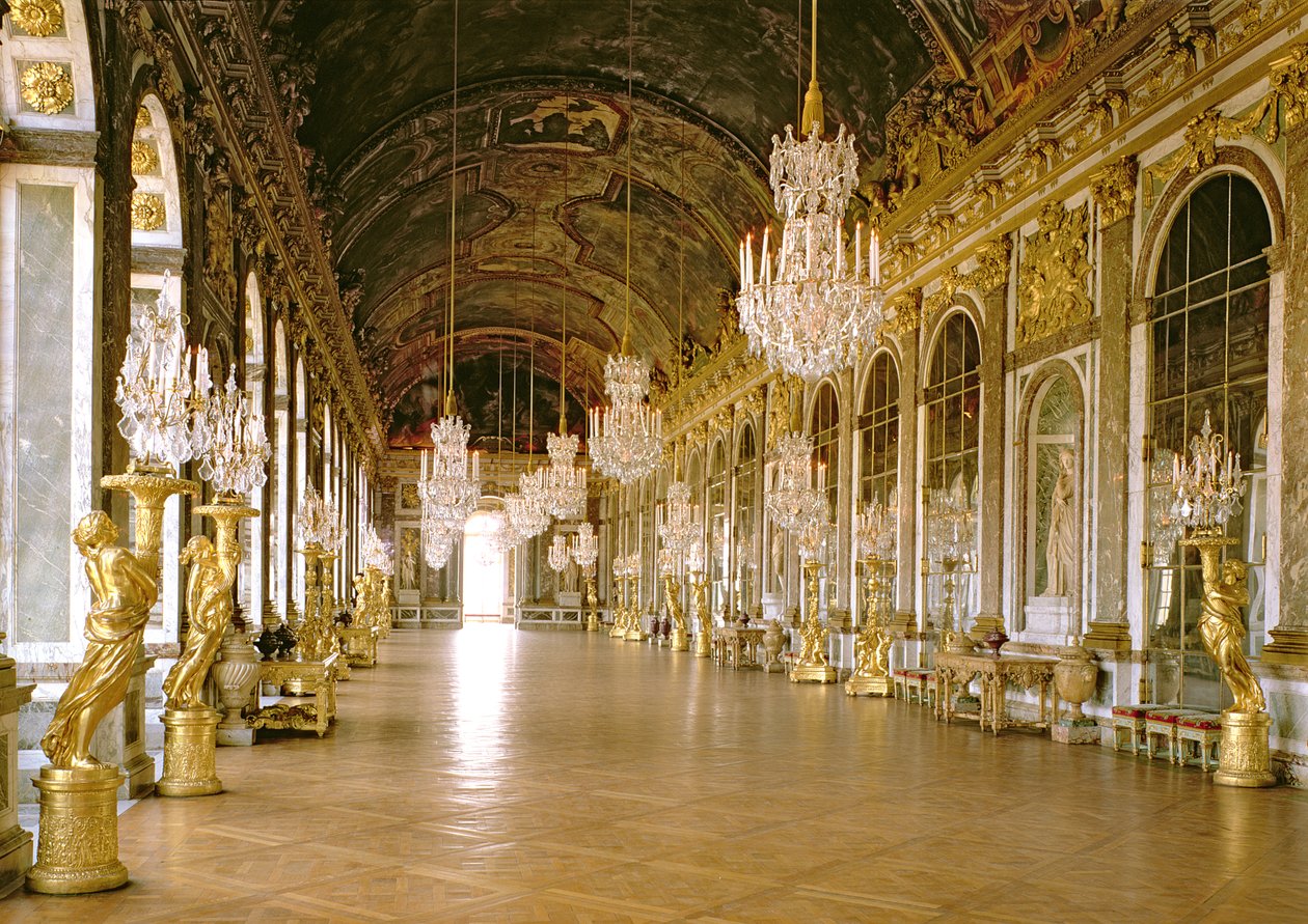 Galerie des Glaces (peilisali) 1678 tekijältä Jules Hardouin Mansart