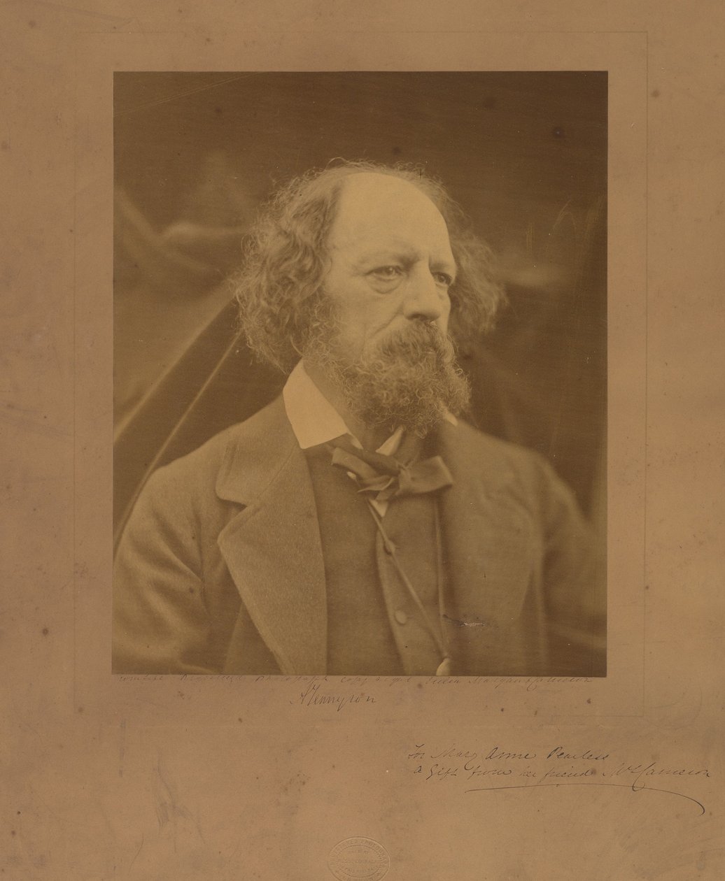 Alfred, lordi Tennyson tekijältä Julia Margaret Cameron