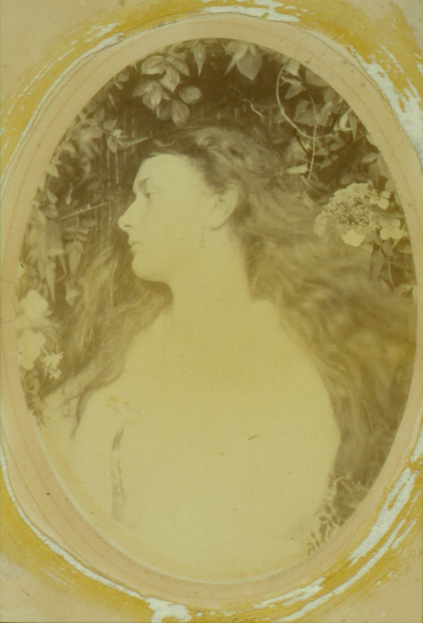 Althea (Alice Liddell), 1872 (albumiprintti) tekijältä Julia Margaret Cameron